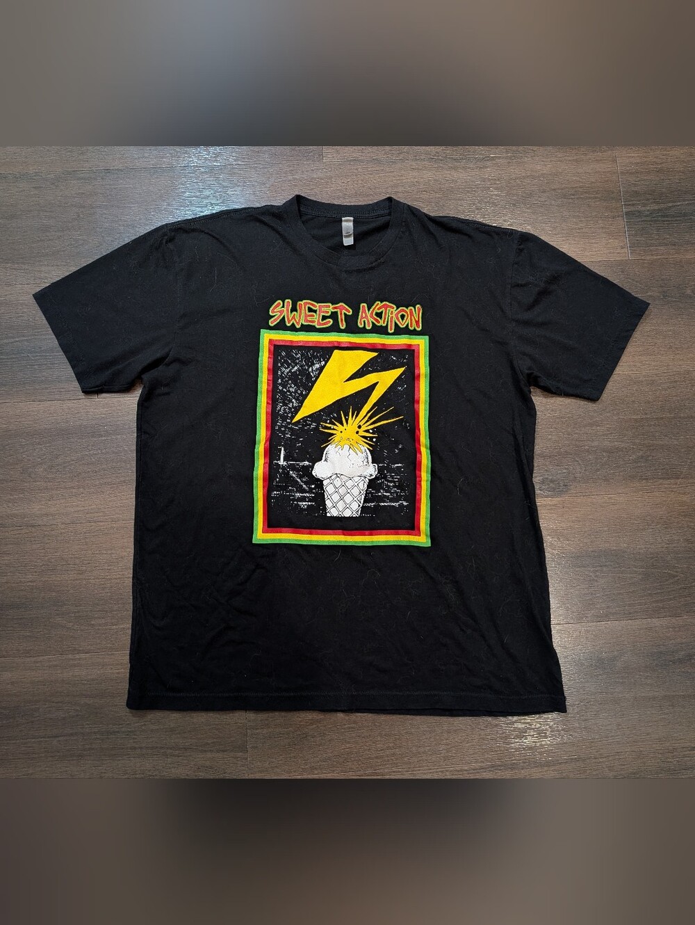 Sweet Action sz. XL black logo shirt